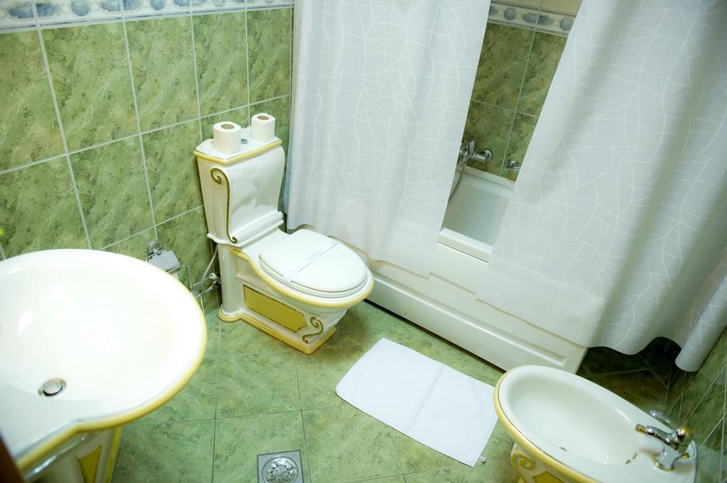 Hotel Victory Prishtinë Bilik gambar