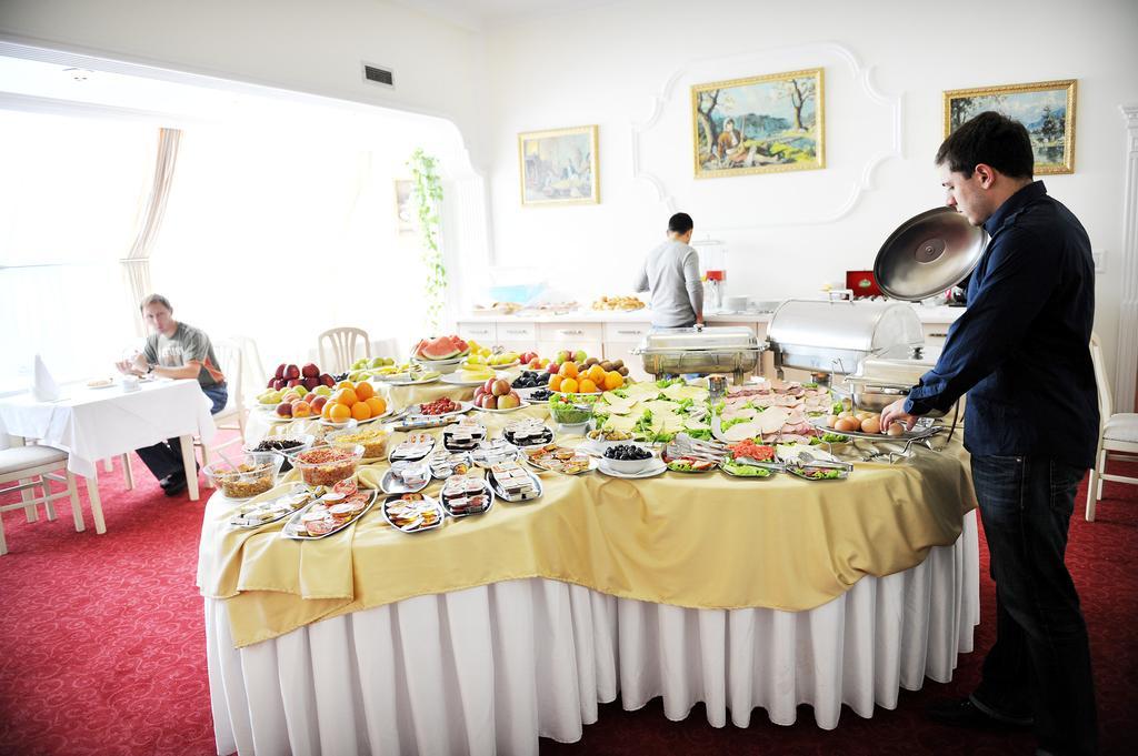 Hotel Victory Prishtinë Luaran gambar