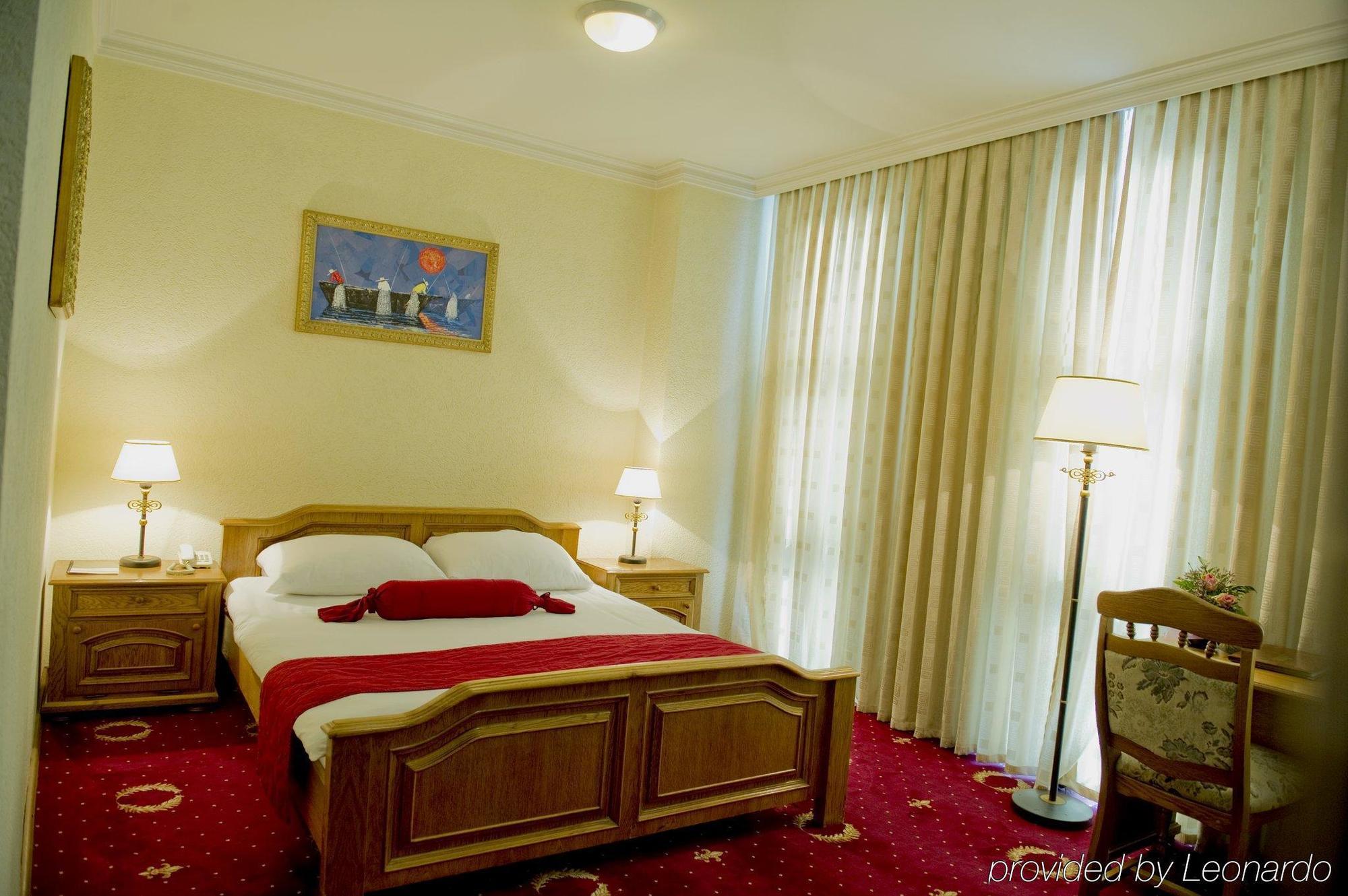 Hotel Victory Prishtinë Luaran gambar