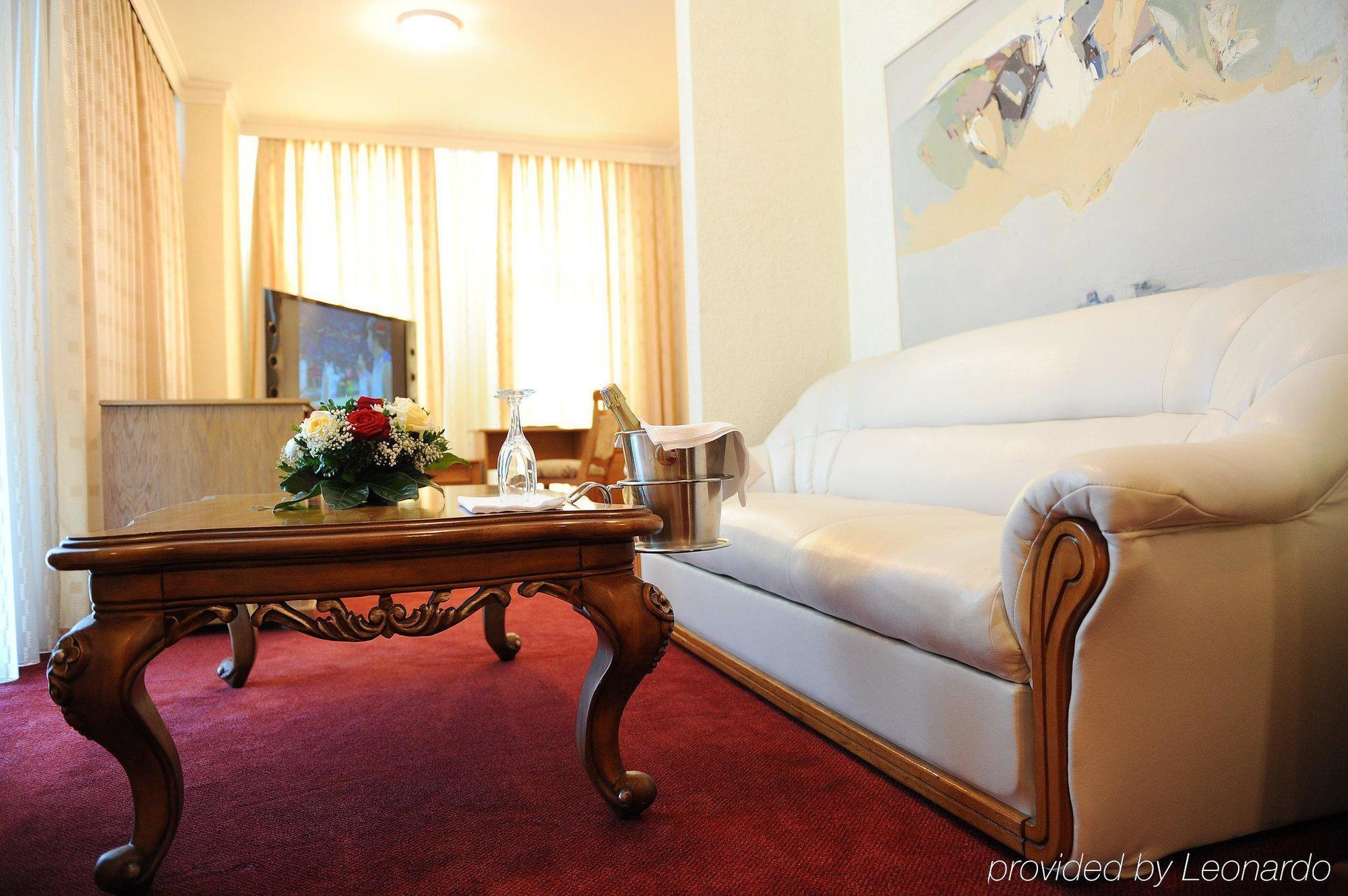 Hotel Victory Prishtinë Luaran gambar